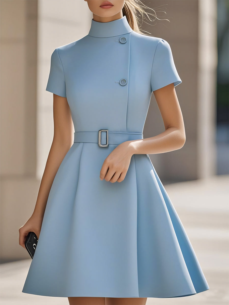 Elegante Zwarte Hoge Hals Jurk met Geknoopte Taille
