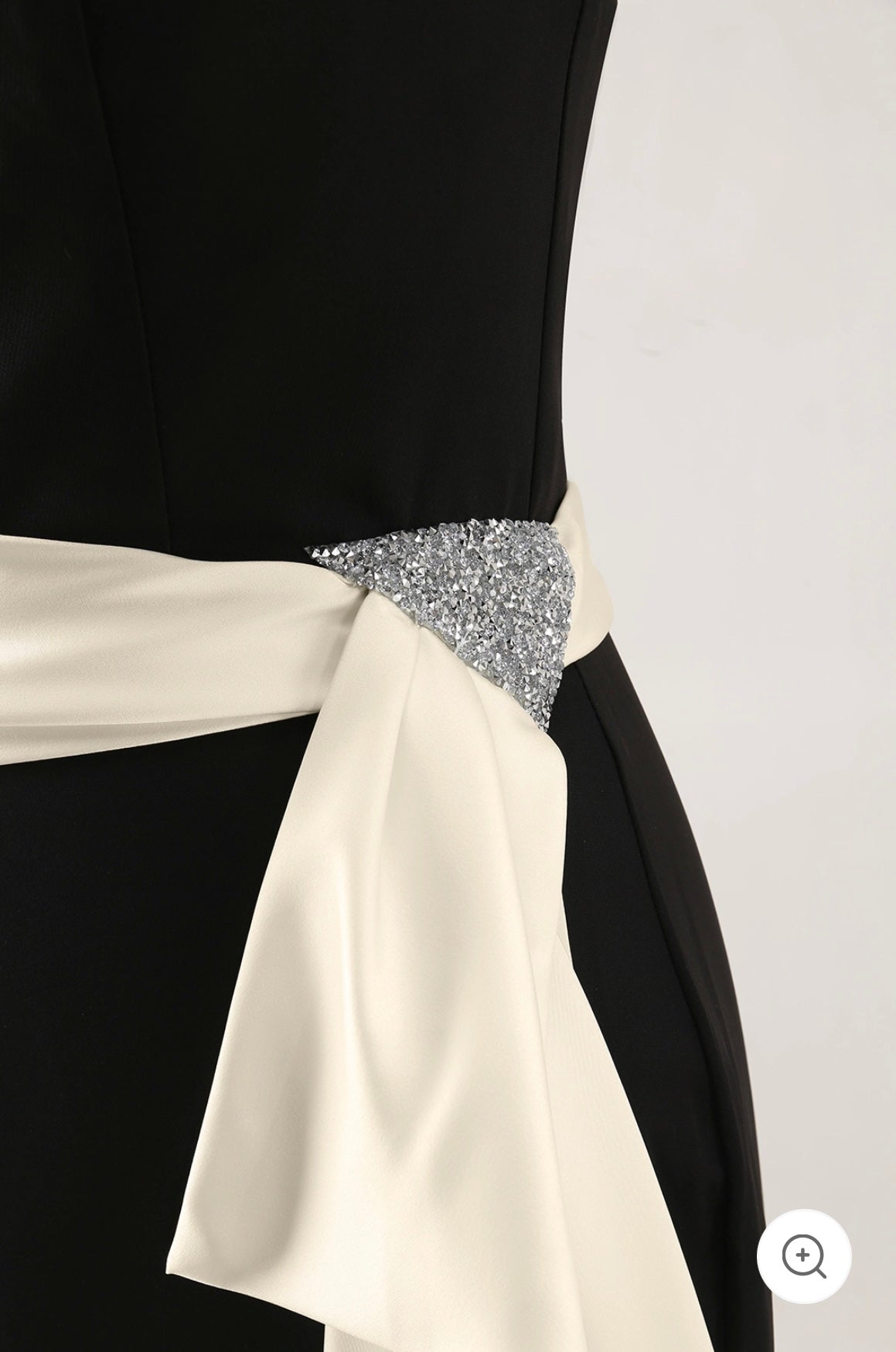 Seraphine | Off-Shoulder Luxe Galajurk